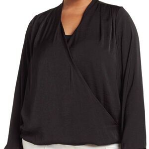 ‎Surplice Faux Wrap Top